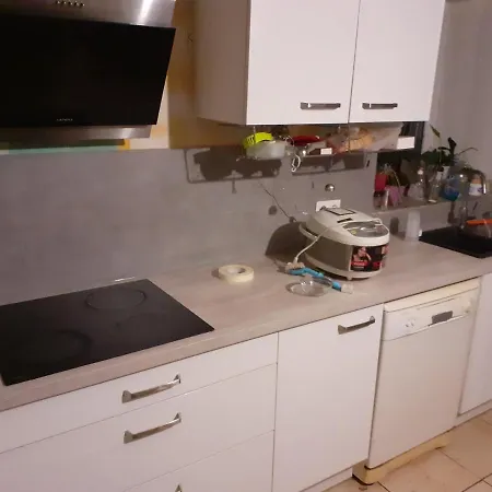 Bel De 56 M² Au Calme Et De Plein Pied Bust
